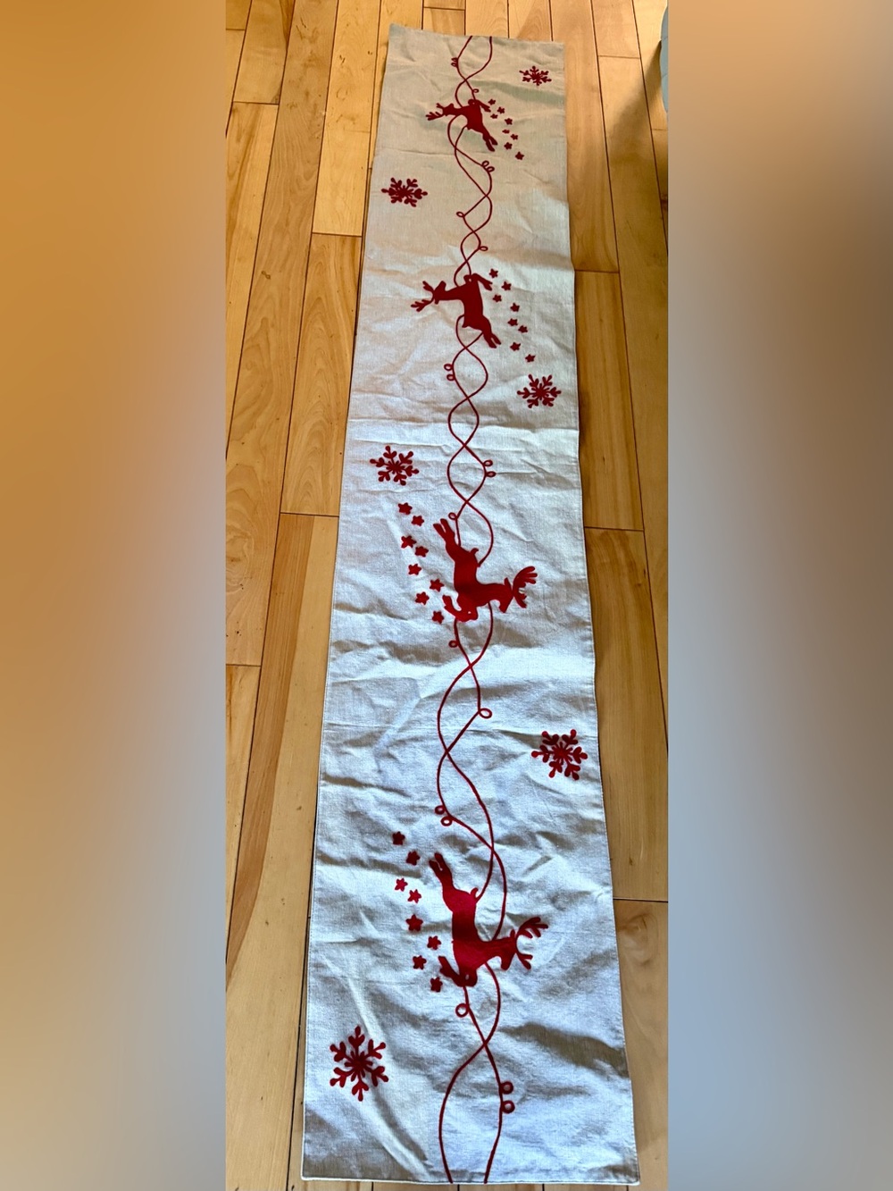 beautiful Festive Red Reindeer Table Runner - Home Holiday